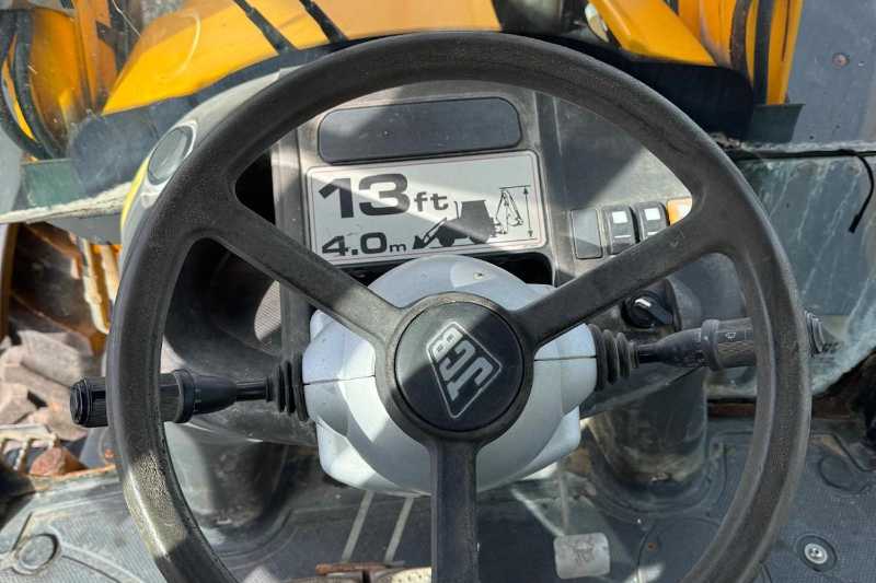 OmecoHub - Immagine JCB 4CX